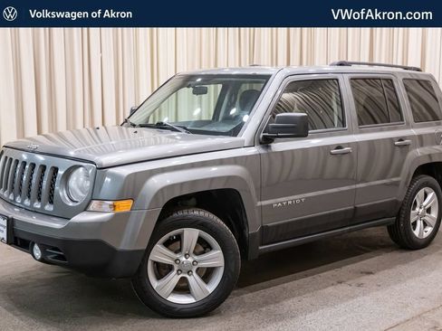 Used 2013 Jeep Patriot Latitude w/ Sun/Sound Group FWD image 1