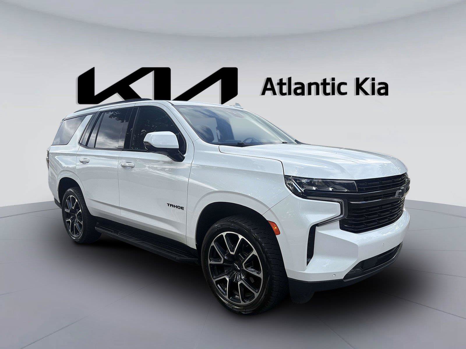 Used 2023 Chevrolet Tahoe RST w/ Luxury Package AWD/4WD image 4