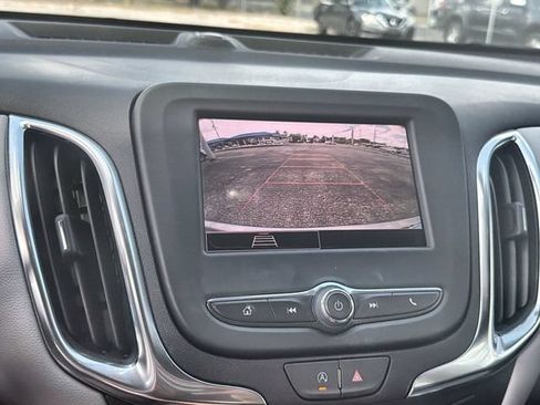 Used 2024 Chevrolet Equinox LS w/ LS Convenience Package FWD image 14