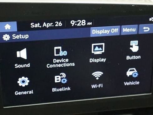 Used 2023 Hyundai Elantra SEL w/ Preferred Accessory Package FWD image 32