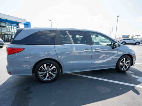 Used 2023 Honda Odyssey Touring image 6