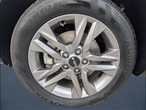 Certified 2023 Kia Seltos S image 20