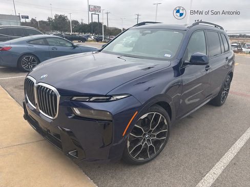 Certified 2024 BMW X7 xDrive40i w/ M Sport Package AWD/4WD image 1