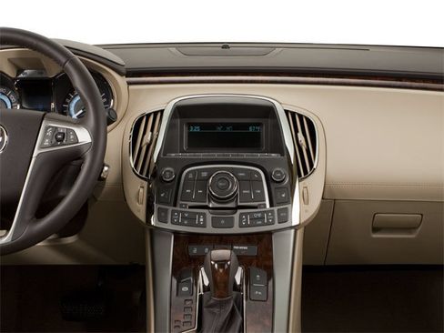 Used 2010 Buick LaCrosse CXS FWD image 23