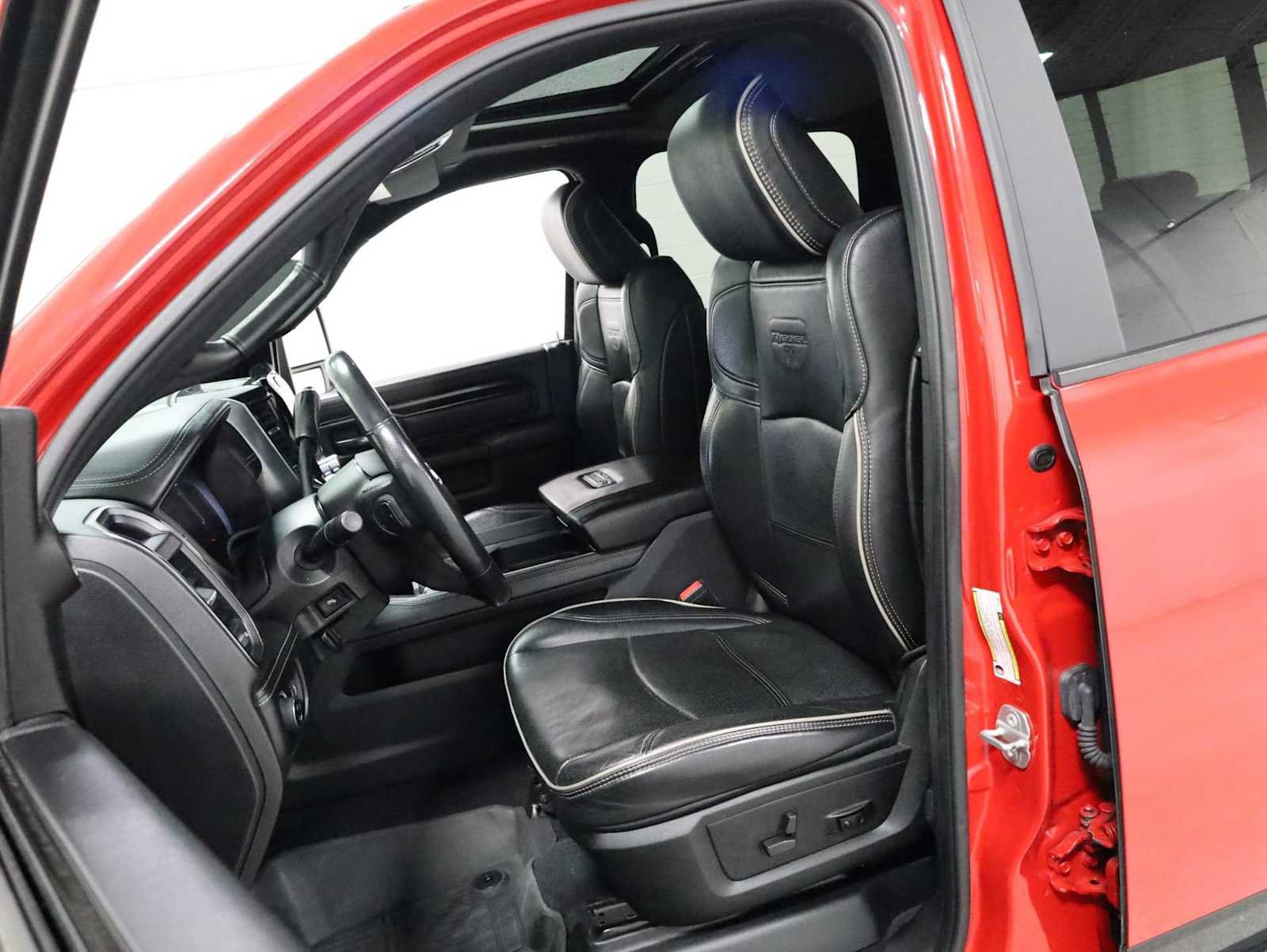 Used 2023 RAM 2500 Rebel w/ Level 2 Equipment Group AWD/4WD image 5