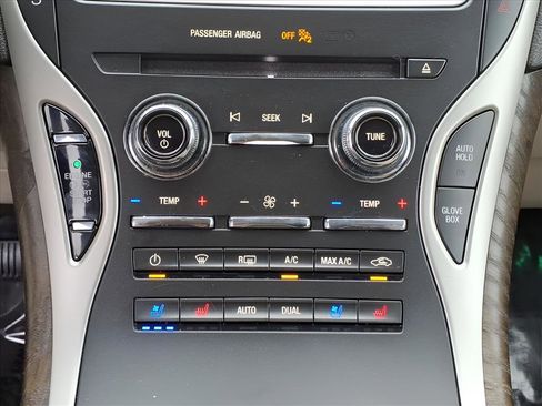 Certified 2020 Lincoln Nautilus Reserve image 9