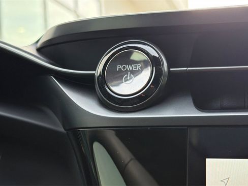 Used 2024 Lexus RZ 300e Premium image 25