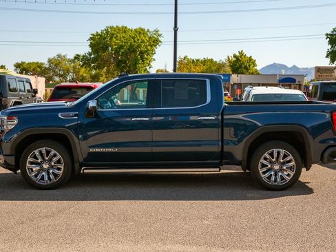 Used 2023 GMC Sierra 1500 Denali w/ Denali Reserve Package AWD/4WD image 8