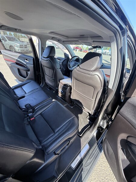 Used 2016 Acura MDX w/ Advance Package AWD/4WD image 28