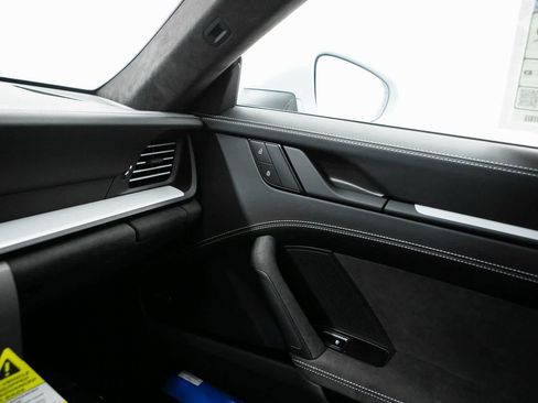 New 2026 Porsche 911 GT3 image 23