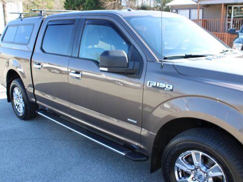 Used 2015 Ford F150 XLT w/ Equipment Group 302A Luxury image 10