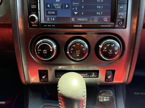 Used 2012 Dodge Challenger SXT RWD image 30