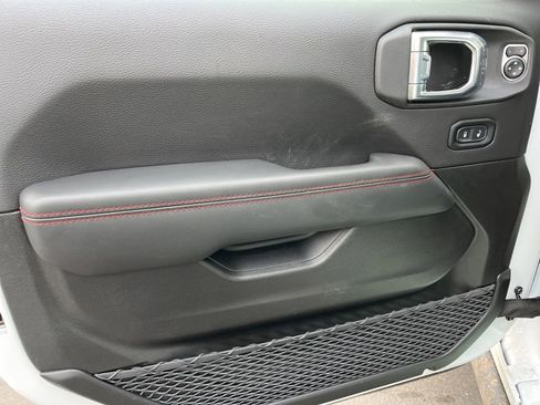 New 2026 Jeep Wrangler Moab image 27