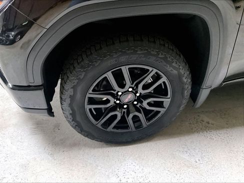 Used 2023 GMC Sierra 1500 Elevation image 7