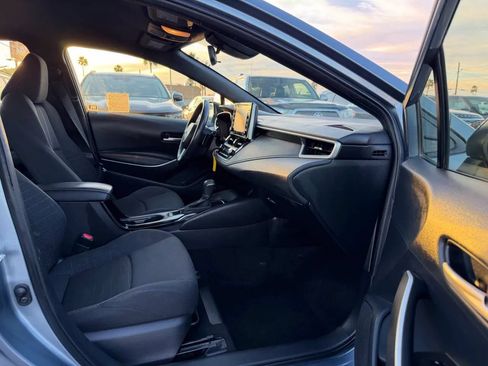 Used 2020 Toyota Corolla SE FWD image 23