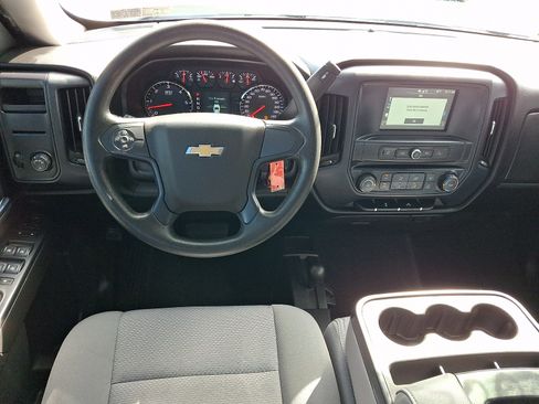 Used 2018 Chevrolet Silverado 1500 Custom w/ Custom Value Package AWD/4WD image 11