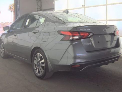 Used 2024 Nissan Versa SV w/ Trunk Package image 5