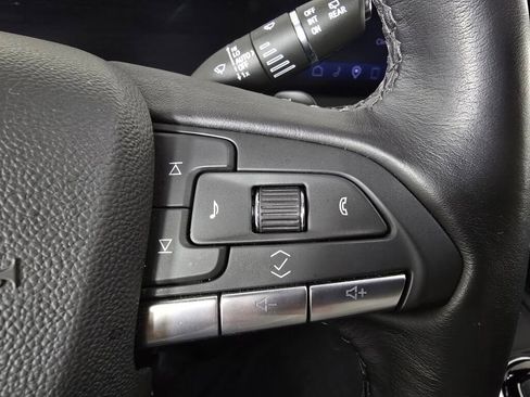 Used 2024 Cadillac XT4 Premium Luxury image 24