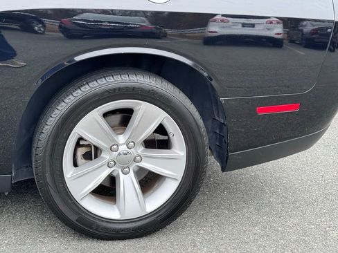 Used 2023 Dodge Challenger SXT image 32