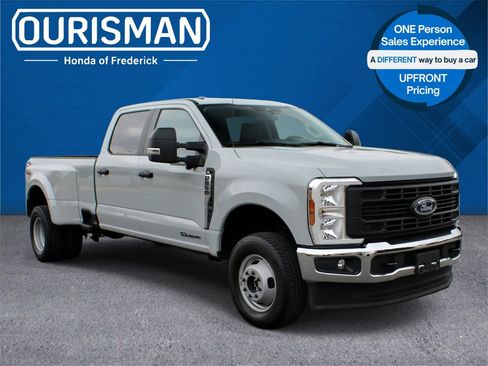 Used 2025 Ford F350 XL w/ 360-Degree Camera Package image 1
