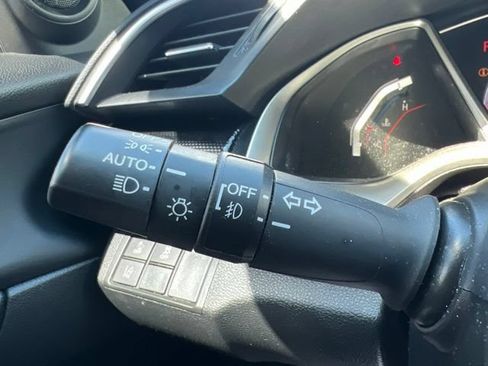Used 2021 Honda Civic Sport image 21
