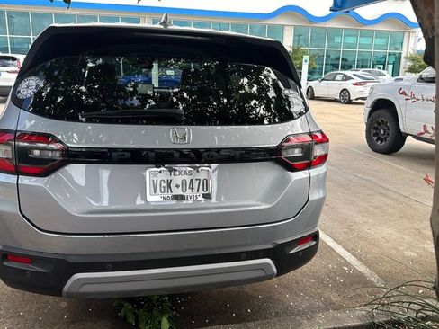 Used 2024 Honda Pilot EX-L image 3