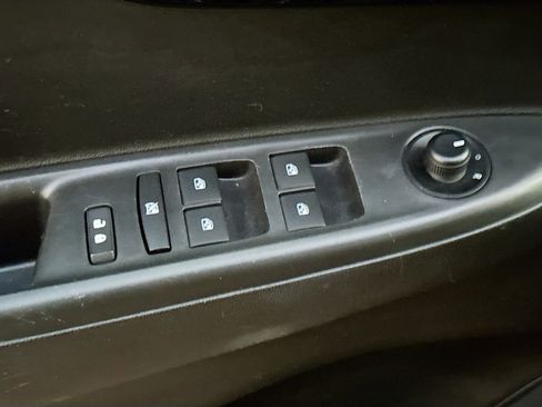 Used 2020 Chevrolet Spark LT image 15