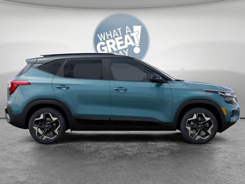 New 2026 Kia Seltos S AWD/4WD image 7
