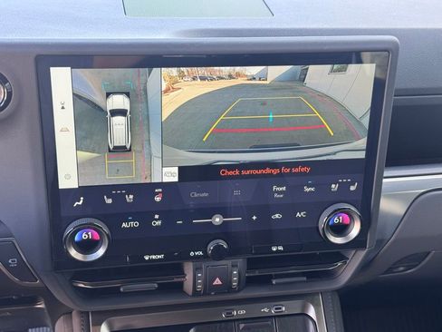 Used 2024 Lexus GX 550 w/ Accessory Package (Z1) image 25