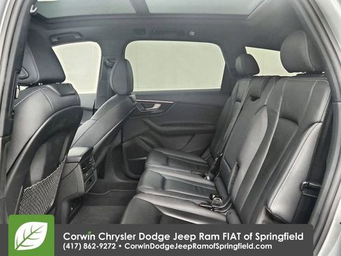 Used 2025 Audi Q7 3.0T Premium Plus image 32