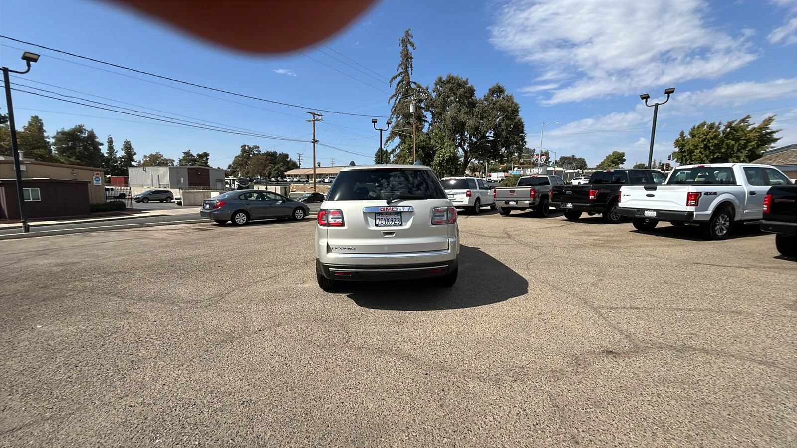 Used 2014 GMC Acadia SLE FWD image 5