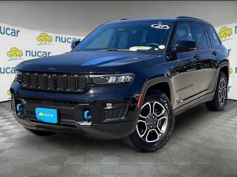 Used 2023 Jeep Grand Cherokee Trailhawk AWD/4WD image 3