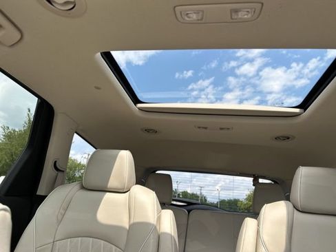 Used 2023 Buick Enclave Avenir w/ LPO, Floor Liner Package AWD/4WD image 42