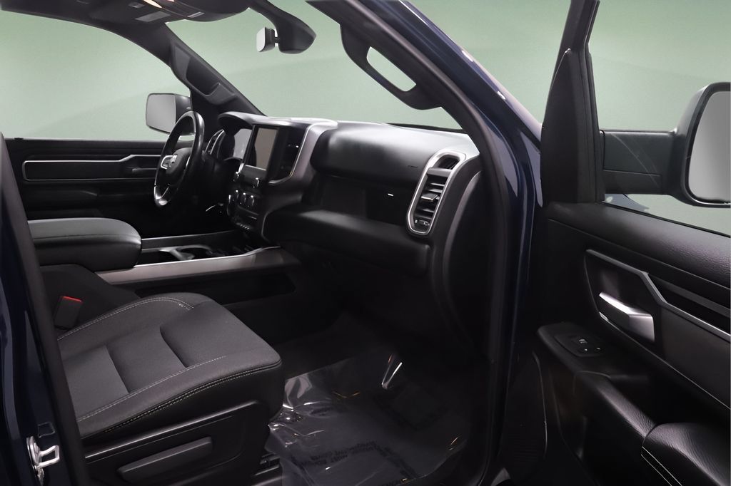 Used 2021 RAM 1500 Big Horn AWD/4WD image 14