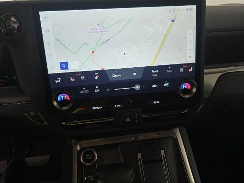 Used 2024 Lexus GX 550 image 15