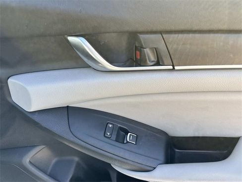 Used 2020 Honda Accord EX-L image 14