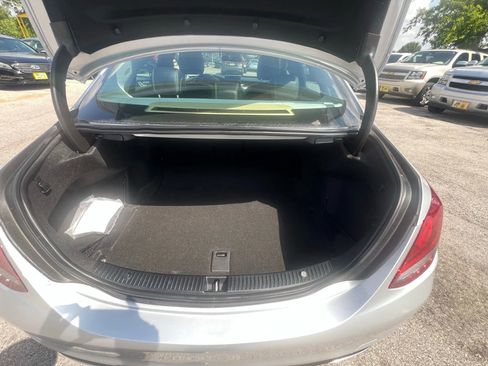 Used 2016 Mercedes-Benz C 300 Sedan image 21