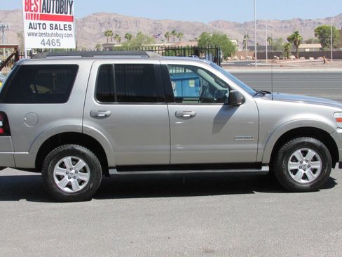 Used 2008 Ford Explorer XLT image 7