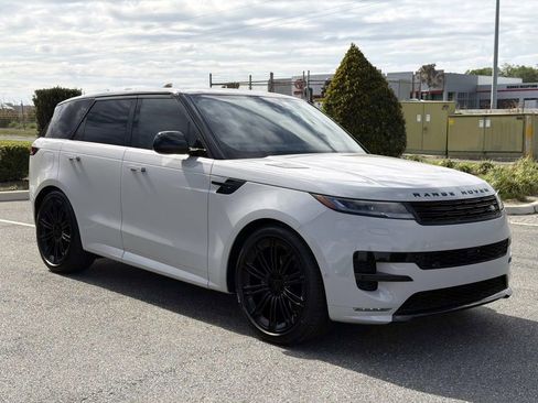 New 2026 Land Rover Range Rover Sport Dynamic SE AWD/4WD image 7