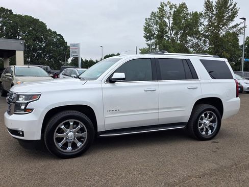 Used 2018 Chevrolet Tahoe Premier AWD/4WD image 41