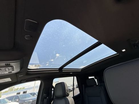 Used 2021 GMC Yukon Denali AWD/4WD image 19