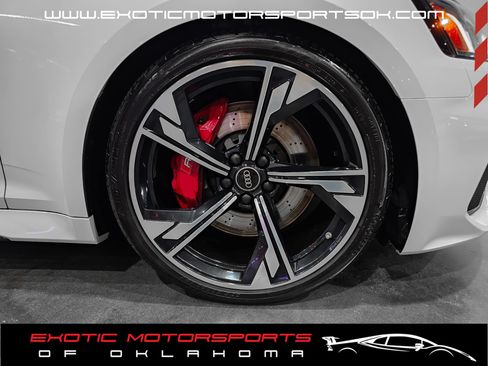 Used 2021 Audi RS 5 w/ Black Optic Carbon Package AWD/4WD image 38
