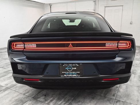 Used 2025 Dodge Charger R/T Scat Pack w/ Track Pack image 5