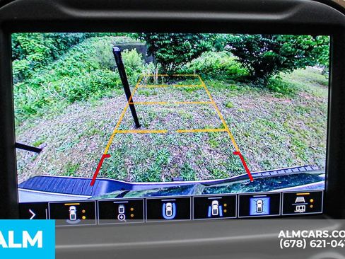 Used 2022 Chevrolet Silverado 3500 High Country w/ Technology Package AWD/4WD image 28