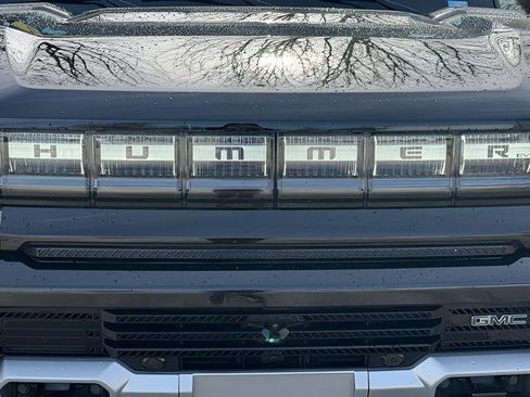 Used 2025 GMC Hummer EV 3X image 47