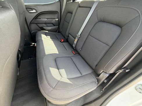 Used 2022 Chevrolet Colorado LT RWD image 22