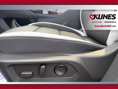 New 2026 Buick Envision Sport Touring AWD/4WD image 22