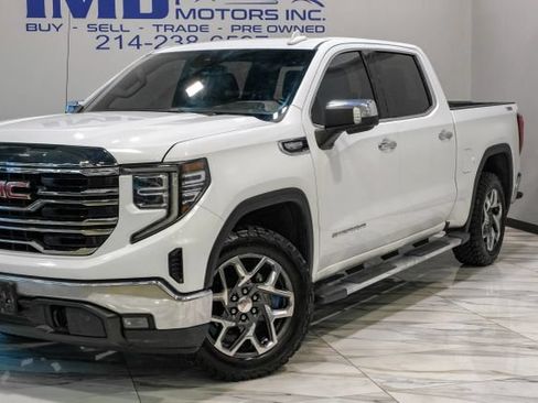 Used 2022 GMC Sierra 1500 SLT AWD/4WD image 8