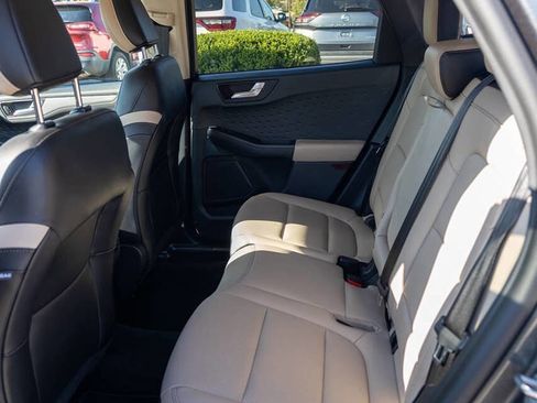 Used 2020 Ford Escape SE Sport image 14