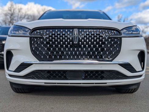 New 2026 Lincoln Aviator Black Label image 2
